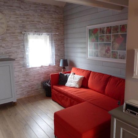 Au Ptit Coquelicot Houyet Exterior foto