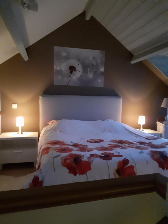 Au Ptit Coquelicot Houyet Exterior foto